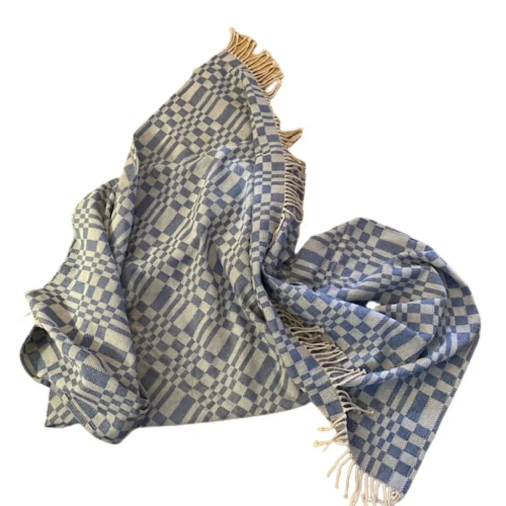 Linea Casa Sferra Cotton Throw Fringed Blue White Geometric Made in Portugal - Picture 2 of 5